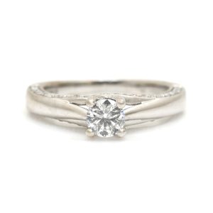 Stunning Diamond Ring