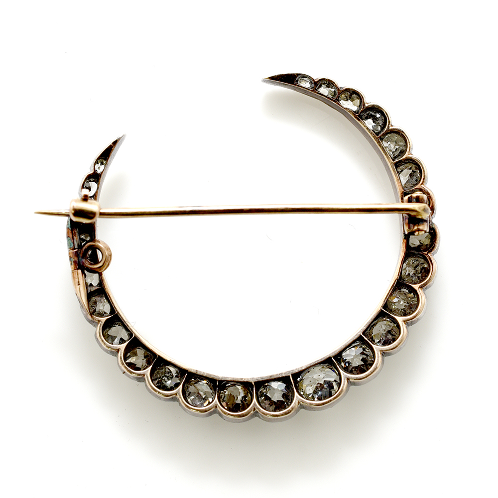 Stunning Diamond Crescent Brooch - Image 2