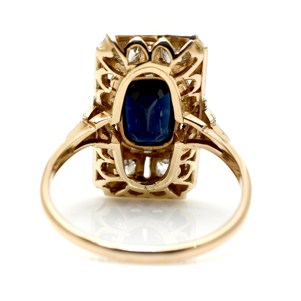 C1925 Art Deco Sapphire & Diamond Ring - Image 3