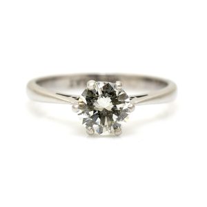 Fantastic Diamond Solitaire Ring