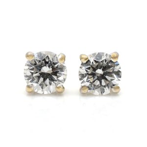 Fantastic Diamond Stud Earrings
